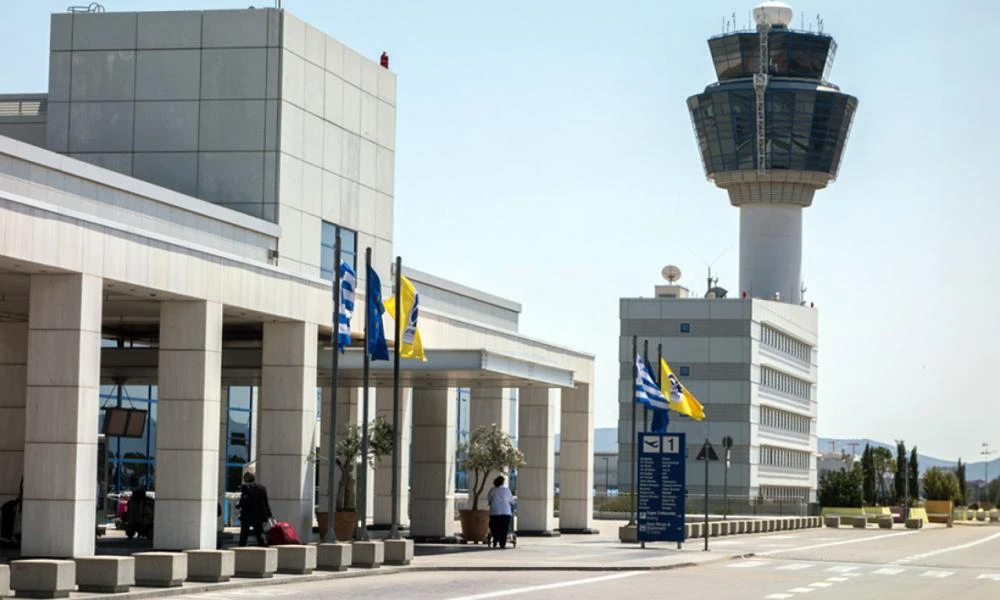 Αεροδρόμιο «Ελ. Βενιζέλος»: Χειροπέδες σε δύο νεαρούς για ναρκωτικά